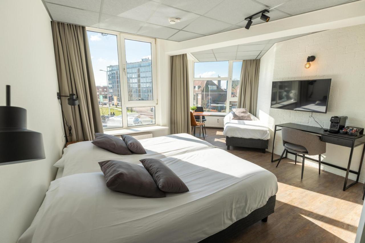 Eurohotel ลีวาร์เดิน ภายนอก รูปภาพ