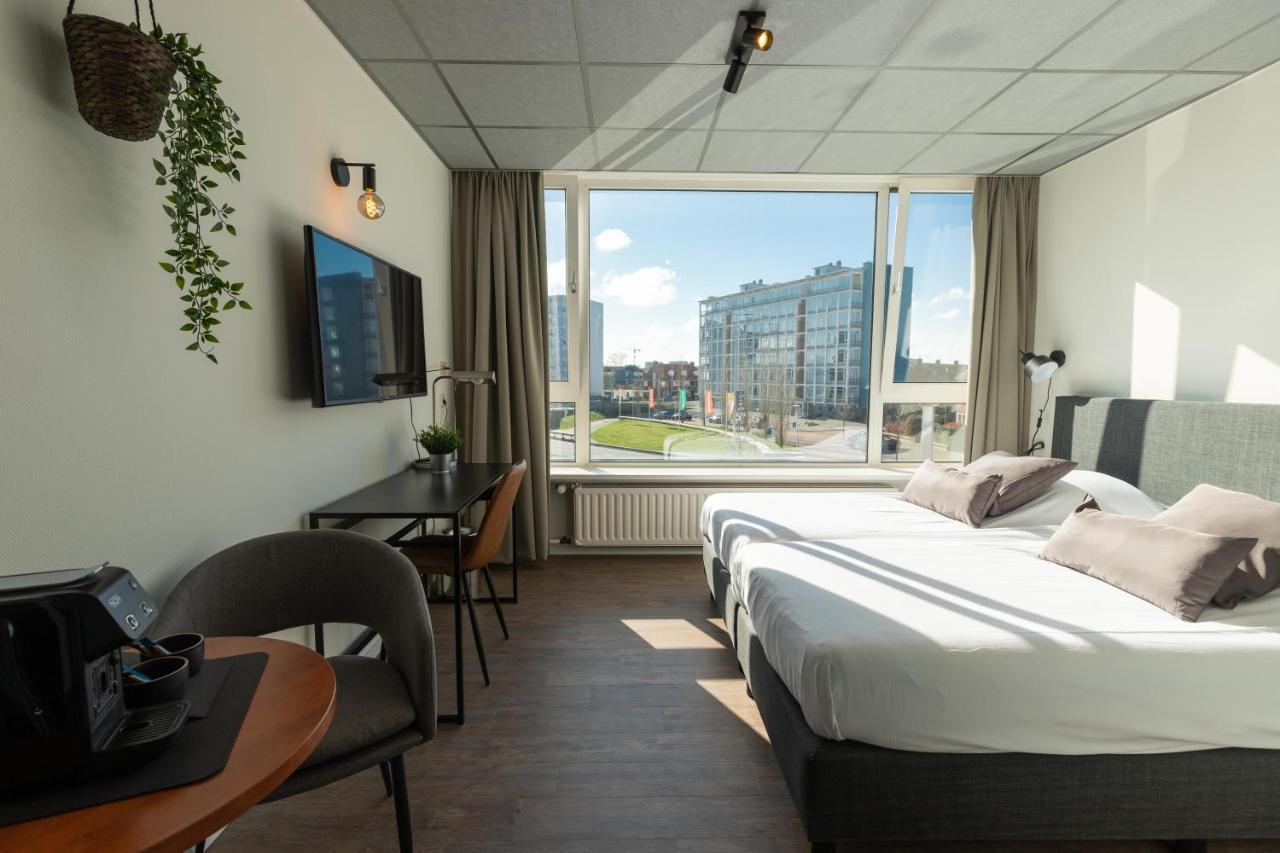 Eurohotel ลีวาร์เดิน ภายนอก รูปภาพ