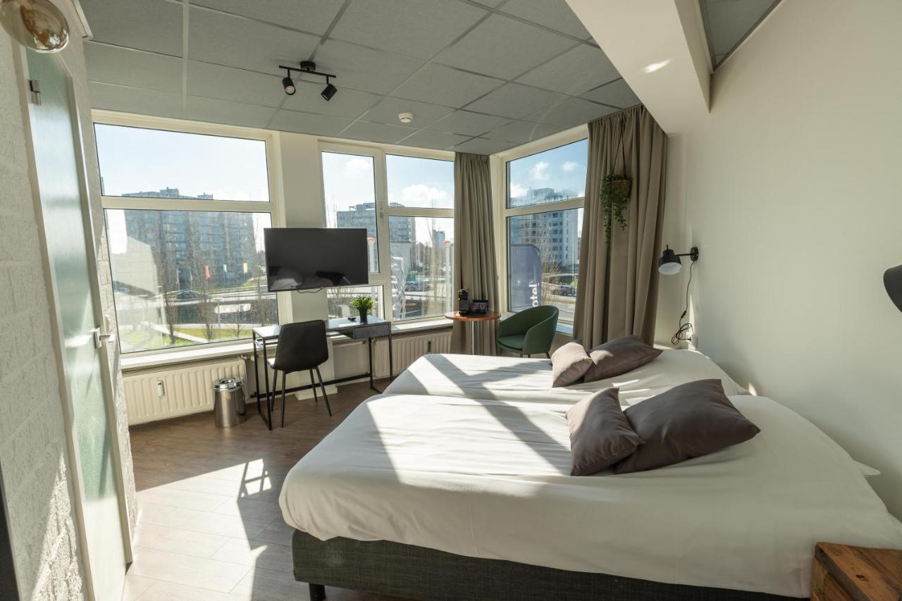 Eurohotel ลีวาร์เดิน ภายนอก รูปภาพ