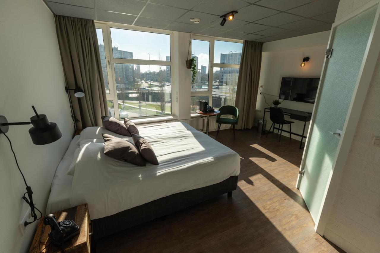 Eurohotel ลีวาร์เดิน ภายนอก รูปภาพ