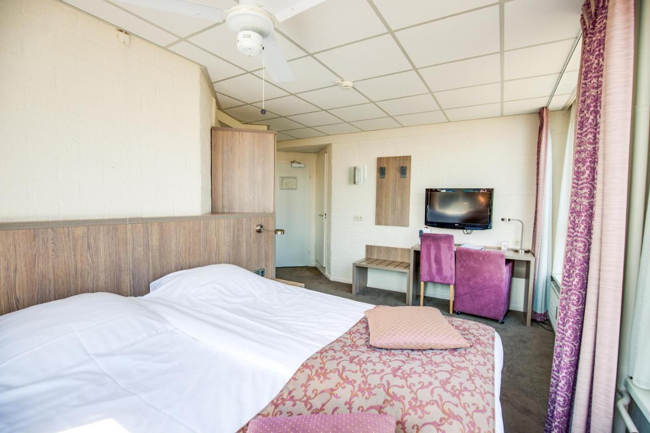 Eurohotel ลีวาร์เดิน ภายนอก รูปภาพ